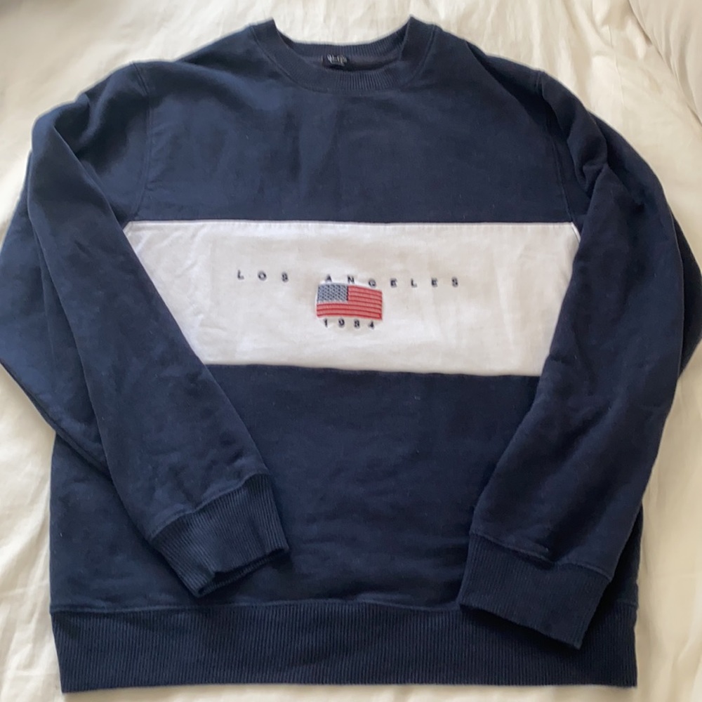 BRANDY MELVILLE// JOHN GALT CREW NECK